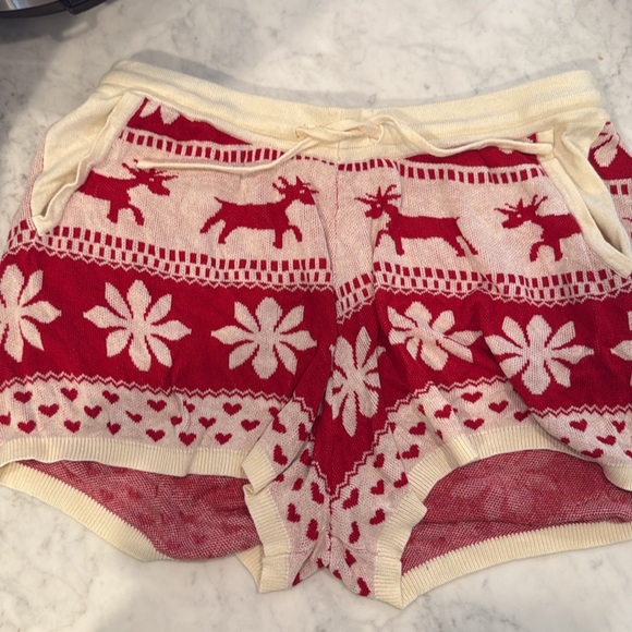 Christmas  + Winter Cropped Pajamas - Picture 4 of 5